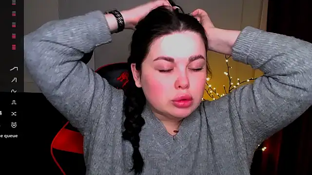 Emily Mo online show from February 9, 6:33 am