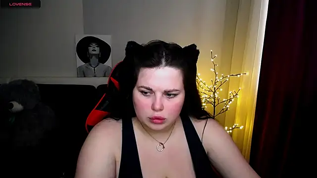 Emily Mo online show from February 22, 12:40 pm