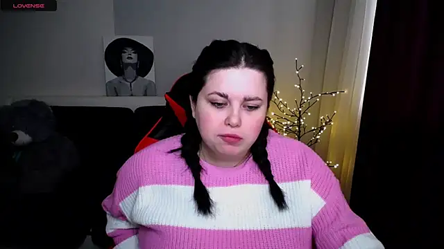 Emily Mo online show from February 23, 9:44 am