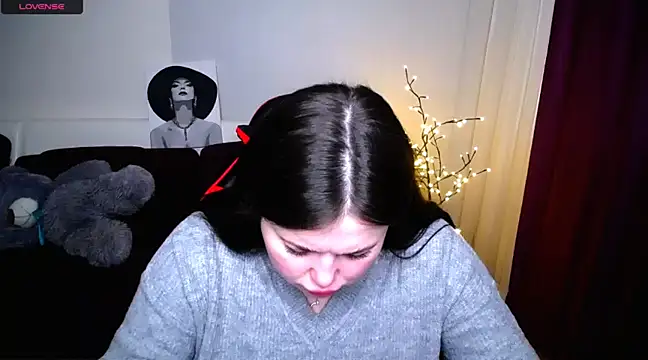 Emily Mo online show from March 4, 6:37 am