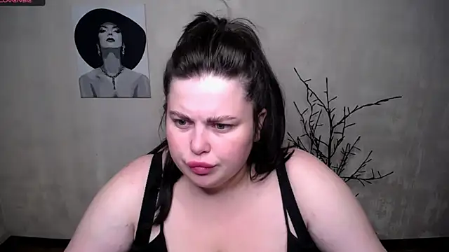 Emily Mo online show from September 12, 5:29 am