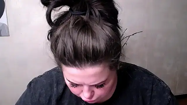 Emily Mo online show from September 23, 5:32 am