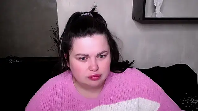 Emily Mo online show from October 19, 5:41 am