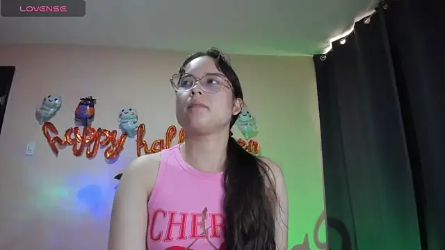 shantalc3rezo online show from October 27, 5:50 pm