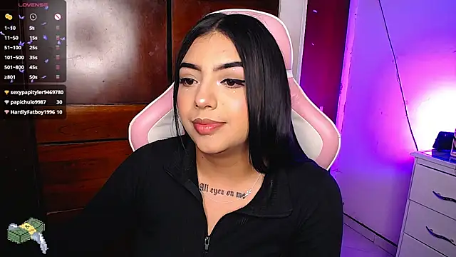 eva six online show from January 17, 11:40 pm