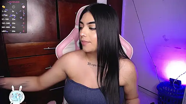 eva six online show from November 12, 11:36 pm