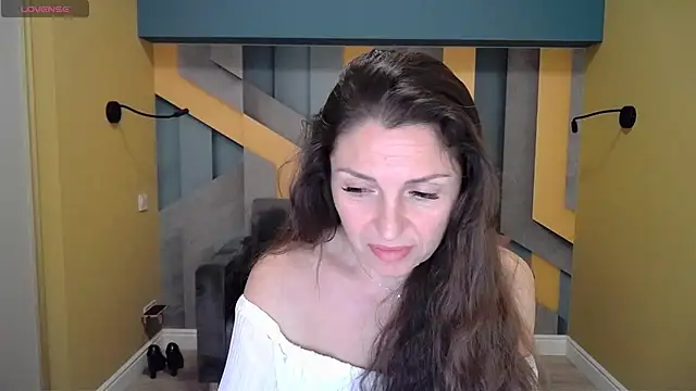 EllaLong online show from December 28, 3:37 pm