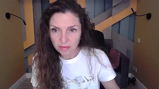 EllaLong online show from October 11, 11:31 am