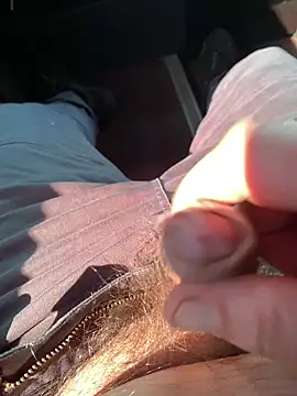 Snapshot of makar8 chatting on February 22, 10:47 am makar8 online show from February 22, 10:47 am