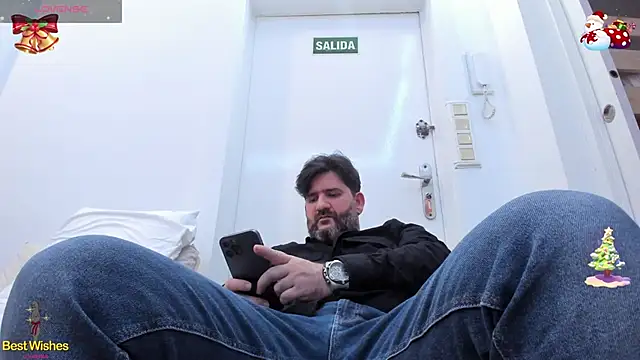 Maxi TheBigDaddy online show from December 27, 6:31 pm