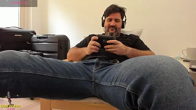 Maxi TheBigDaddy online show from January 28, 1:59 pm