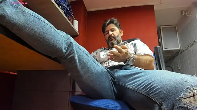 Maxi TheBigDaddy online show from February 27, 4:21 pm