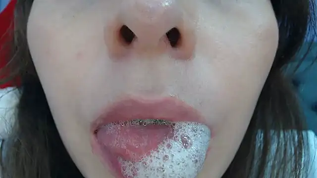 LilaSuni online show from December 4, 9:57 pm