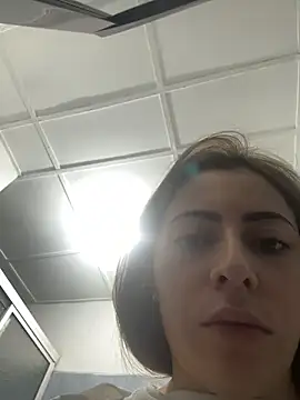 LilaSuni online show from December 21, 1:51 pm