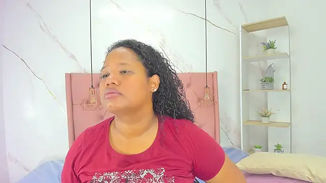 Belle Brunette online show from February 10, 11:25 am