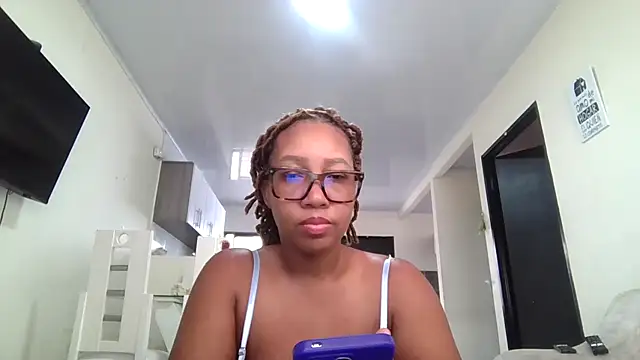 megan-hotxx online show from March 26, 1:28 pm