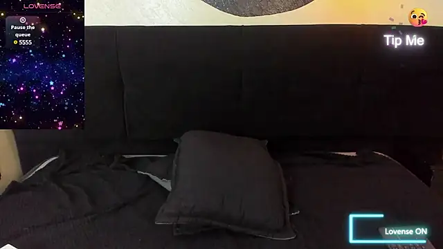 Latin Horny 69 online show from December 5, 5:59 am