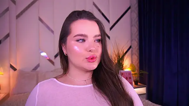 Snapshot of CuteAmberr chatting on February 1, 12:20 am CuteAmberr online show from February 1, 12:20 am