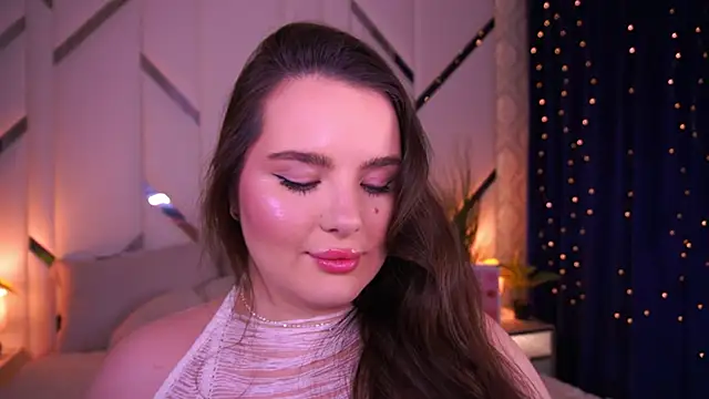 Snapshot of CuteAmberr chatting on February 17, 2:19 am CuteAmberr online show from February 17, 2:19 am