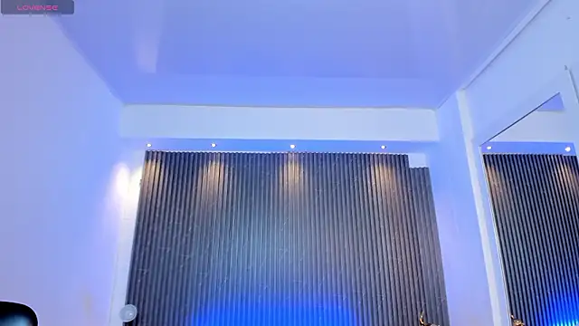 charlottewhitte online show from January 14, 1:28 pm