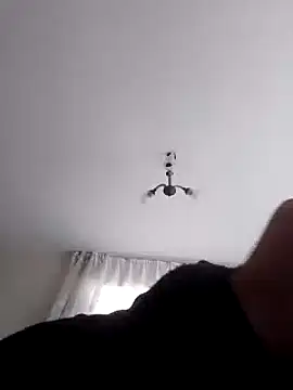 Snapshot of mustican422 chatting on February 9, 1:14 pm mustican422 online show from February 9, 1:14 pm