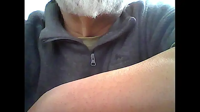 xcimeru online show from December 19, 2:24 pm