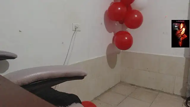 toxxxic cams online show from January 14, 4:40 am