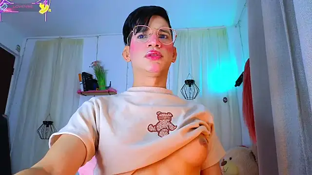 Ariel Femboy  online show from March 13, 3:35 am