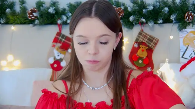 ElisabethDavis online show from December 13, 9:52 pm