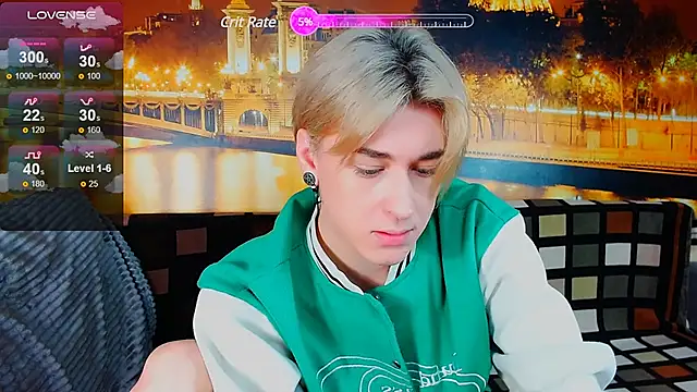 Snapshot of _YummyTony_ chatting on December 30, 6:05 pm YummyTony online show from December 30, 6:05 pm