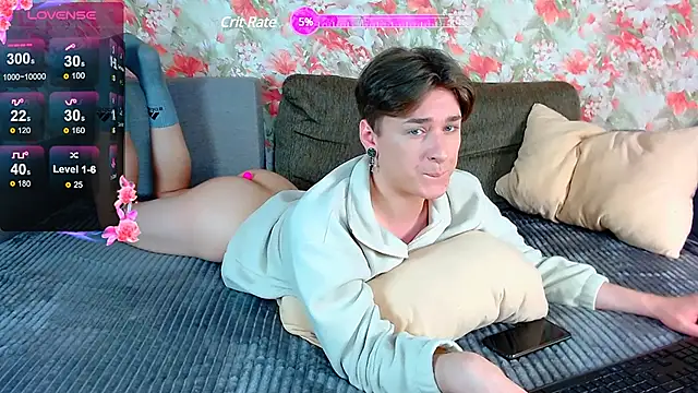 Snapshot of _YummyTony_ chatting on January 28, 7:21 pm YummyTony online show from January 28, 7:21 pm