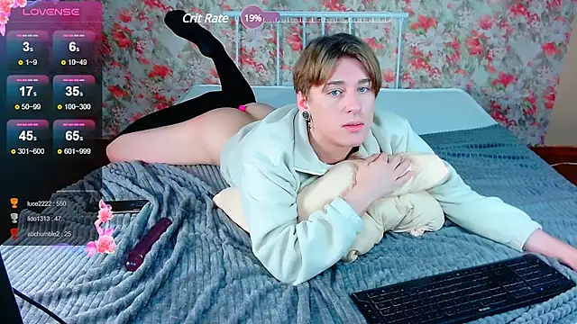 Snapshot of _YummyTony_ chatting on February 26, 4:56 pm YummyTony online show from February 26, 4:56 pm