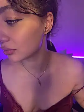 Snapshot of Your_insomniya chatting on June 9, 7:03 pm Your insomniya online show from June 9, 7:03 pm