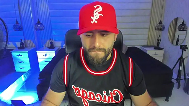 Snapshot of jhon_bear03 chatting on February 11, 11:26 am jhon bear03 online show from February 11, 11:26 am