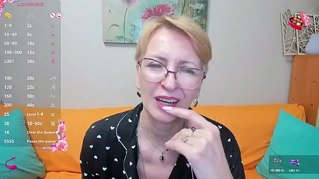 Snapshot of iamyourdream89 chatting on March 19, 9:48 pm iamyourdream89 online show from March 19, 9:48 pm