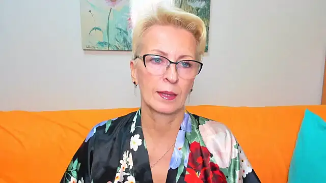 Snapshot of iamyourdream89 chatting on September 12, 5:46 pm iamyourdream89 online show from September 12, 5:46 pm