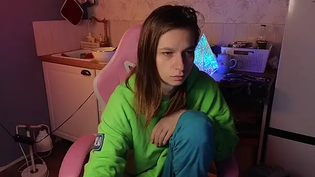 Frank Fraer online show from October 4, 5:11 pm