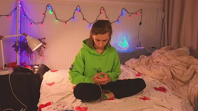 Frank Fraer online show from December 14, 5:40 pm