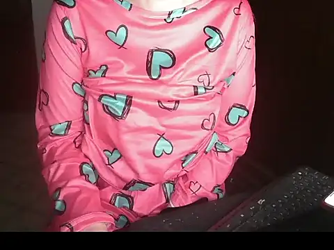 norahrosss online show from November 6, 11:59 pm