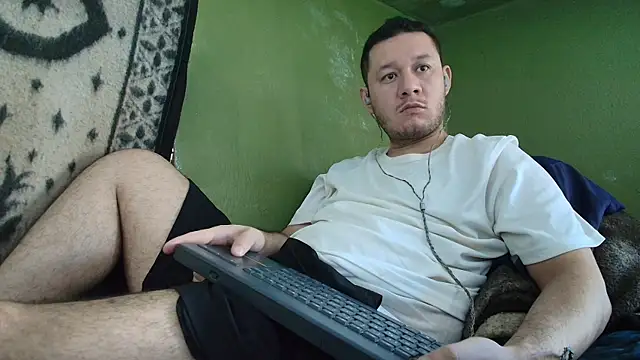 sweet cock28 online show from September 25, 3:38 pm