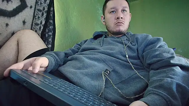 sweet cock28 online show from November 27, 3:36 pm