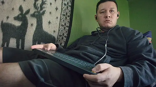 sweet cock28 online show from February 2, 3:11 pm