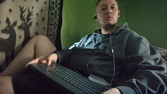 sweet cock28 online show from March 8, 2:10 pm