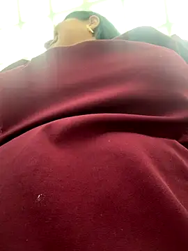 Snapshot of Natasha__Blue chatting on December 15, 7:07 pm Natasha Blue online show from December 15, 7:07 pm