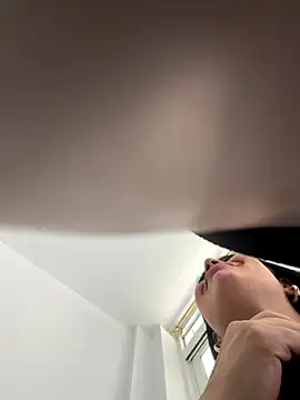 Snapshot of Natasha__Blue chatting on December 17, 6:58 pm Natasha Blue online show from December 17, 6:58 pm