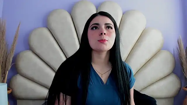 Natasha  Blue online show from February 7, 7:06 pm