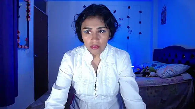 pinky violeta online show from March 4, 11:51 am