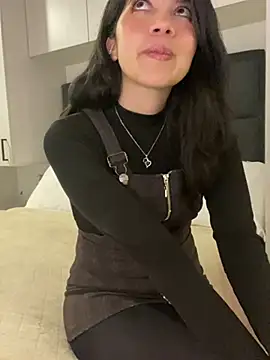 Snapshot of saori_10 chatting on December 25, 2:57 am saori 10 online show from December 25, 2:57 am