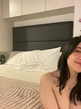 Snapshot of saori_10 chatting on January 1, 10:54 am saori 10 online show from January 1, 10:54 am