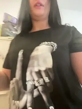 Sarahkhaalifa online show from April 8, 8:36 am